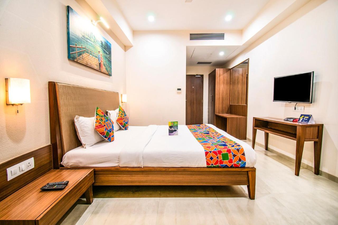 Fabhotel Flora Vastral Ahmedabad Eksteriør billede